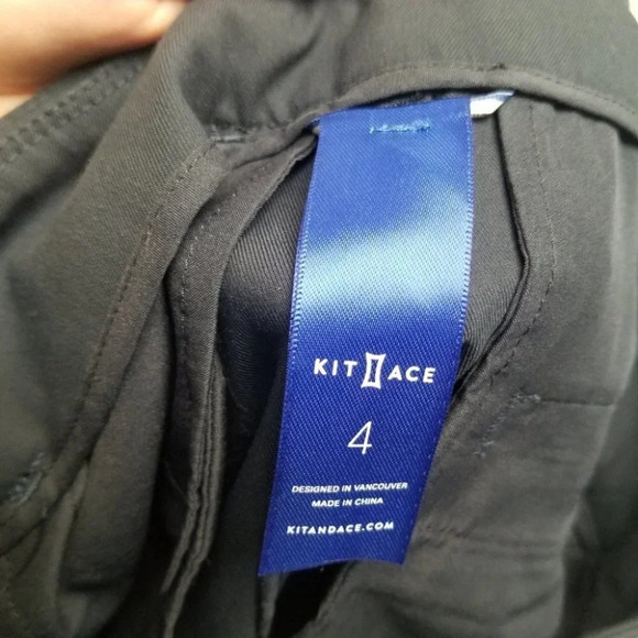 Kit and Ace Navy Pleated Balloon Tapered Pants 4 - Picture 7 of 8